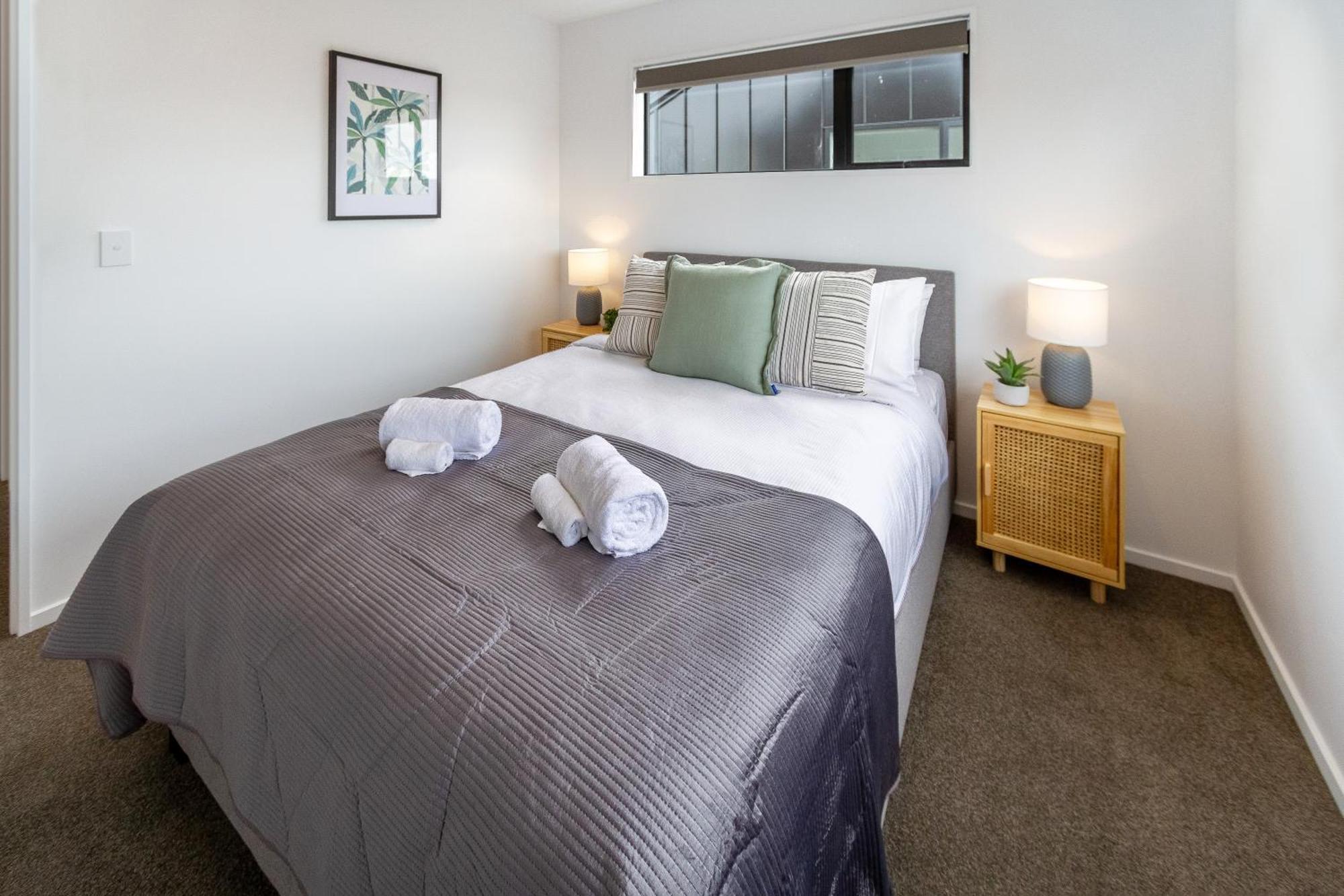 2Br Townhouse: Cosy, Close To City, Car Park Christchurch Exterior foto